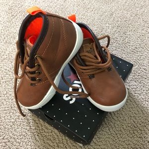 Boys boots